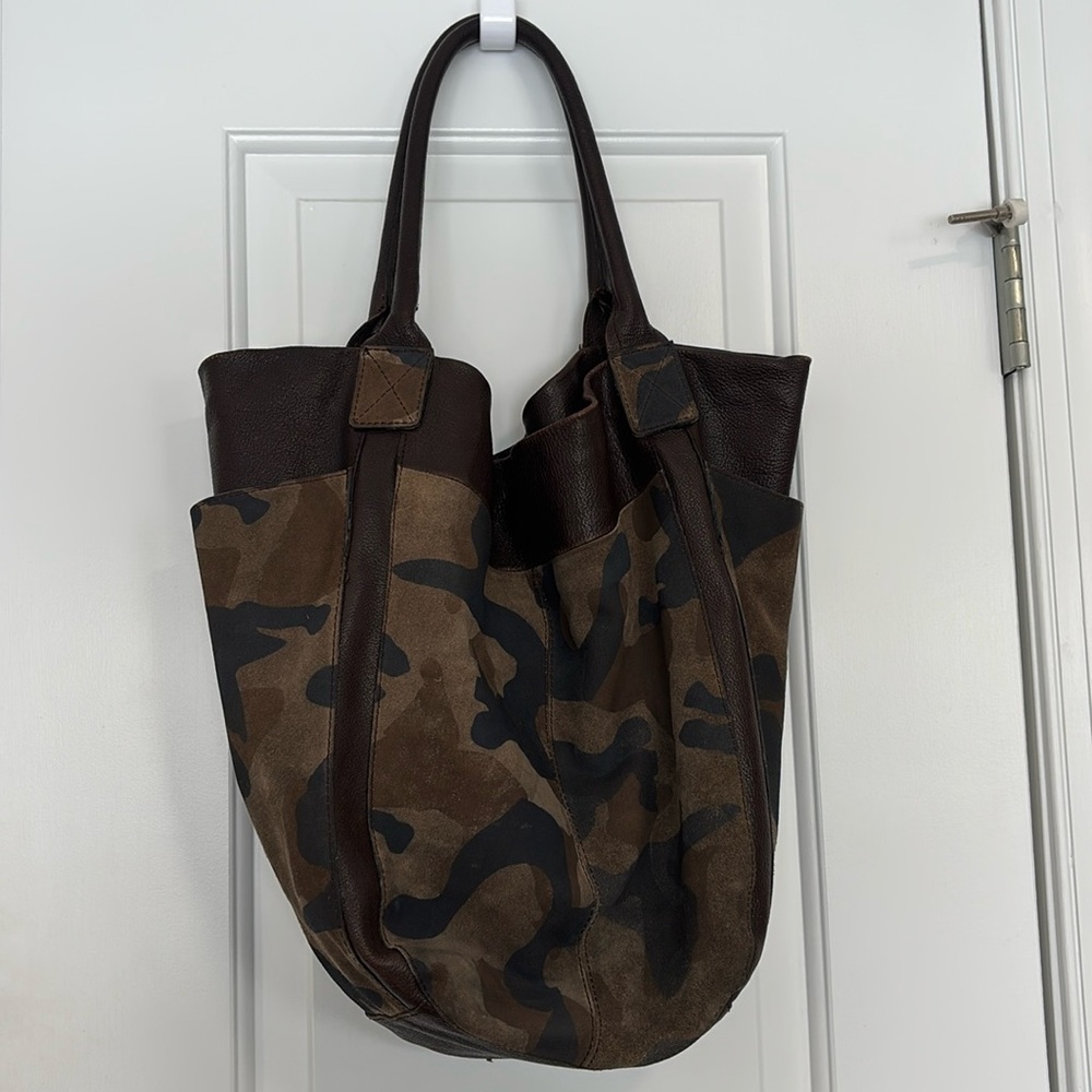 TANO Camo Bag